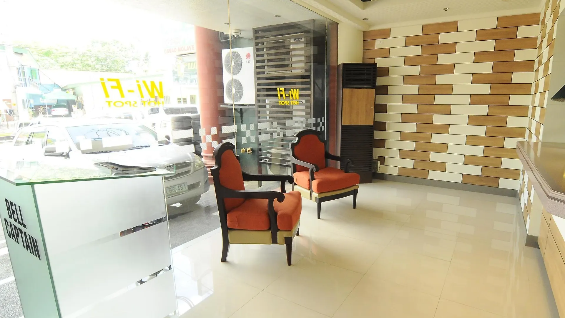 Regency Inn Davao 2*,